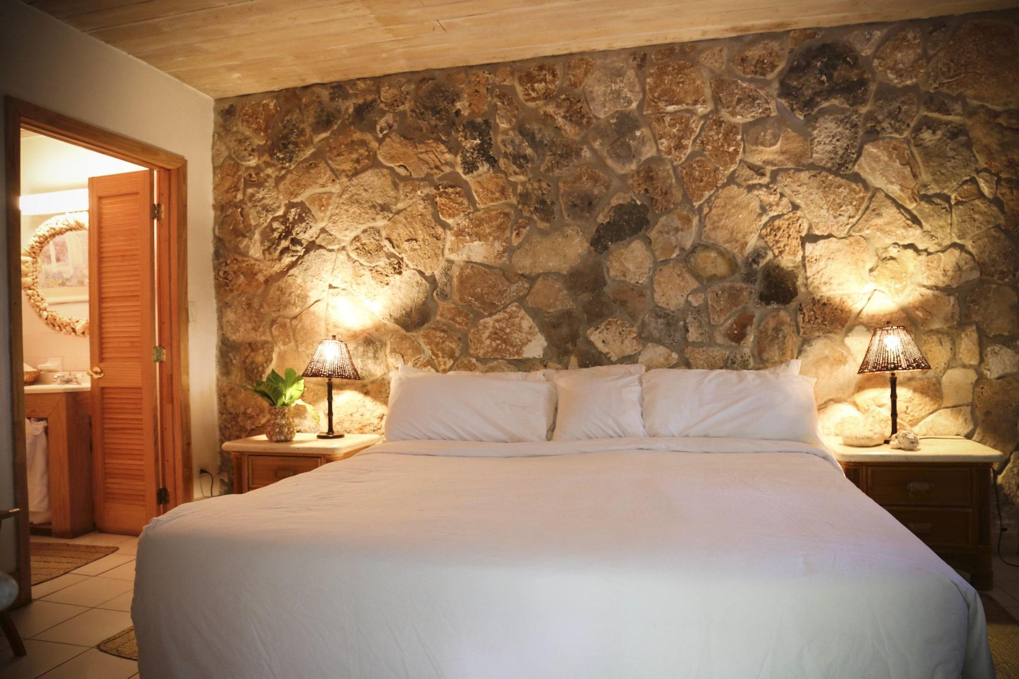 Dunmore Town Tingum Village Hotel מראה חיצוני תמונה