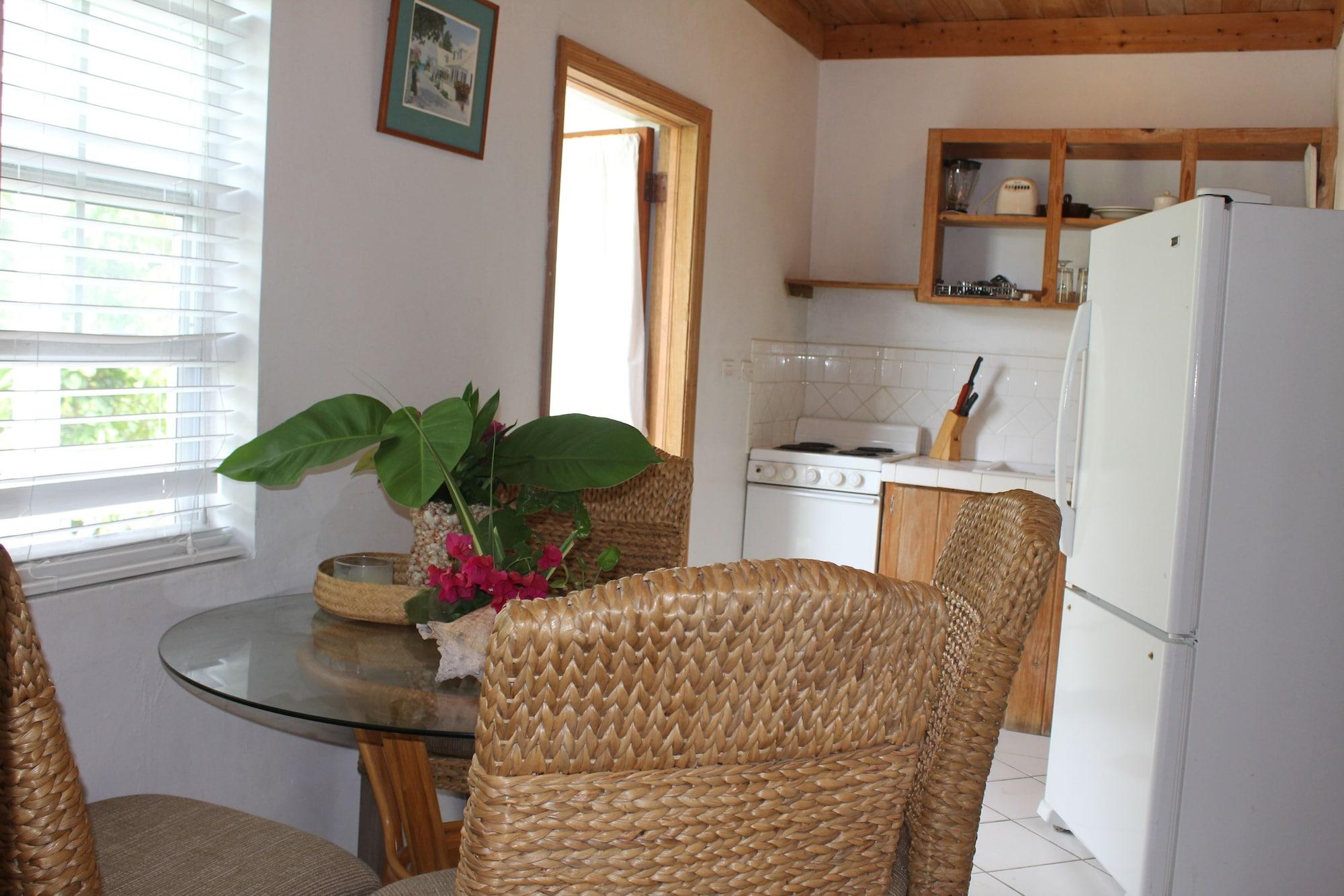 Dunmore Town Tingum Village Hotel מראה חיצוני תמונה