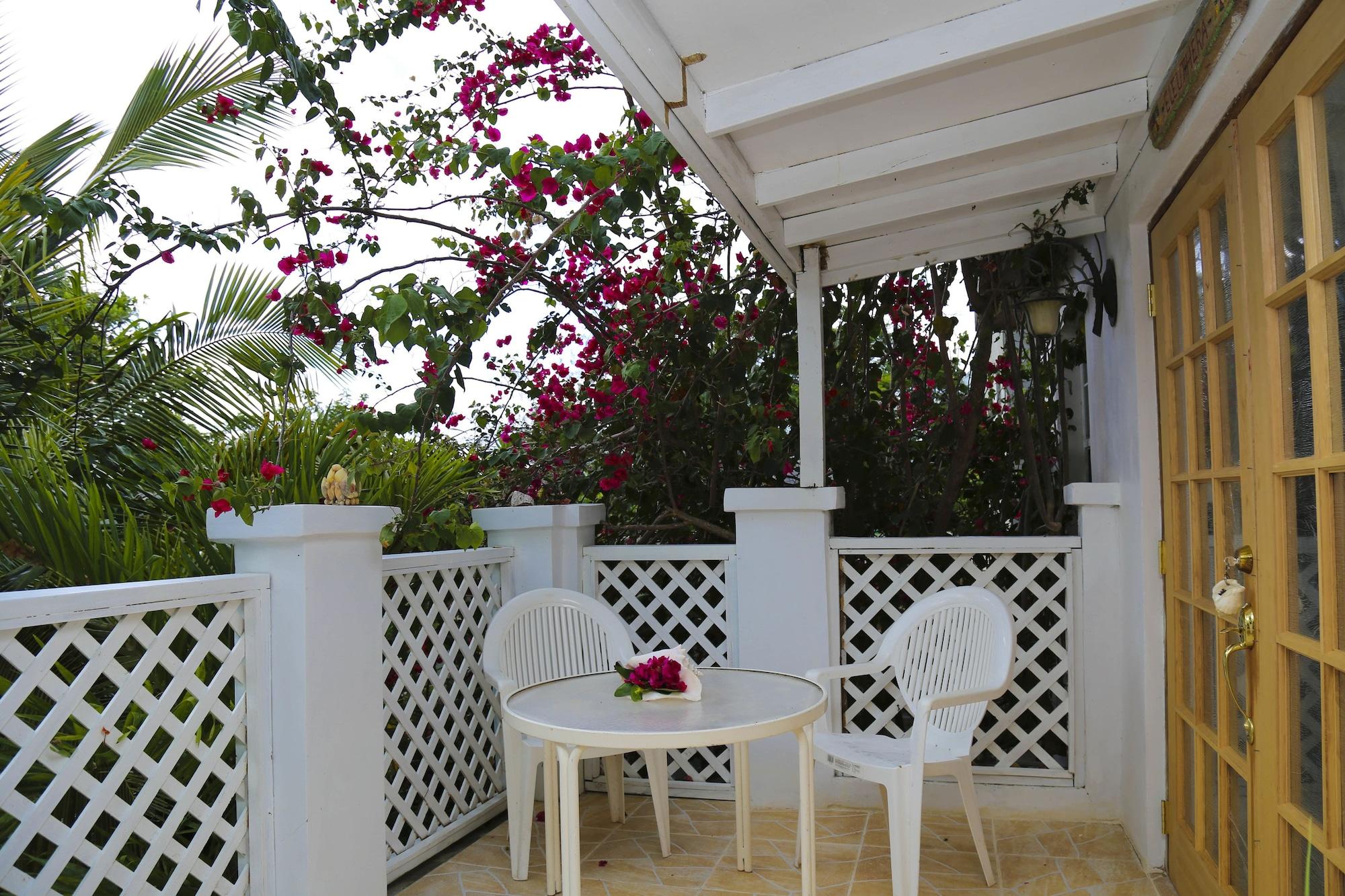 Dunmore Town Tingum Village Hotel מראה חיצוני תמונה