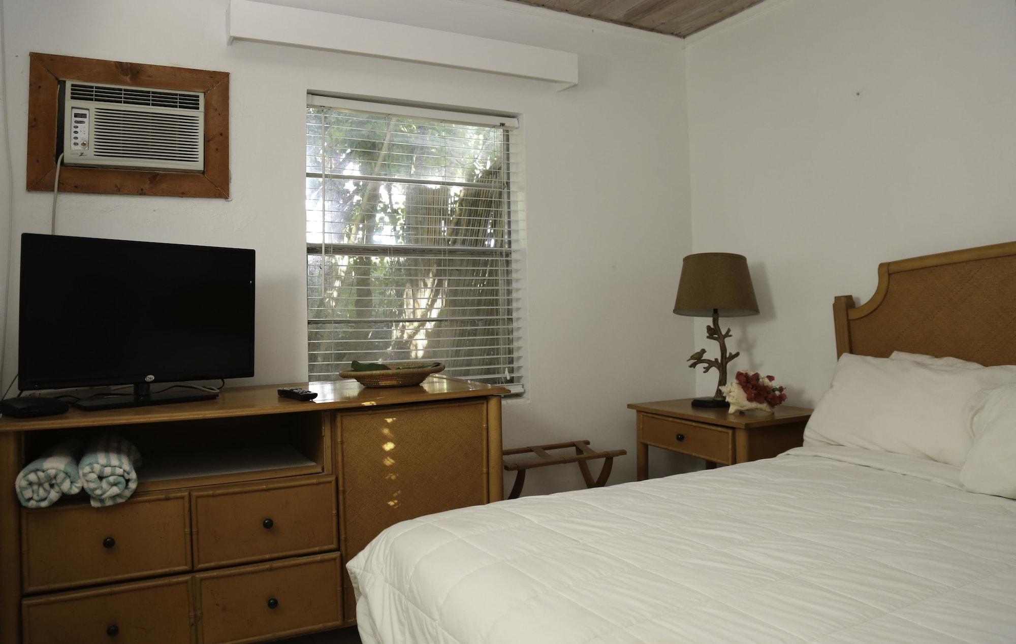 Dunmore Town Tingum Village Hotel מראה חיצוני תמונה